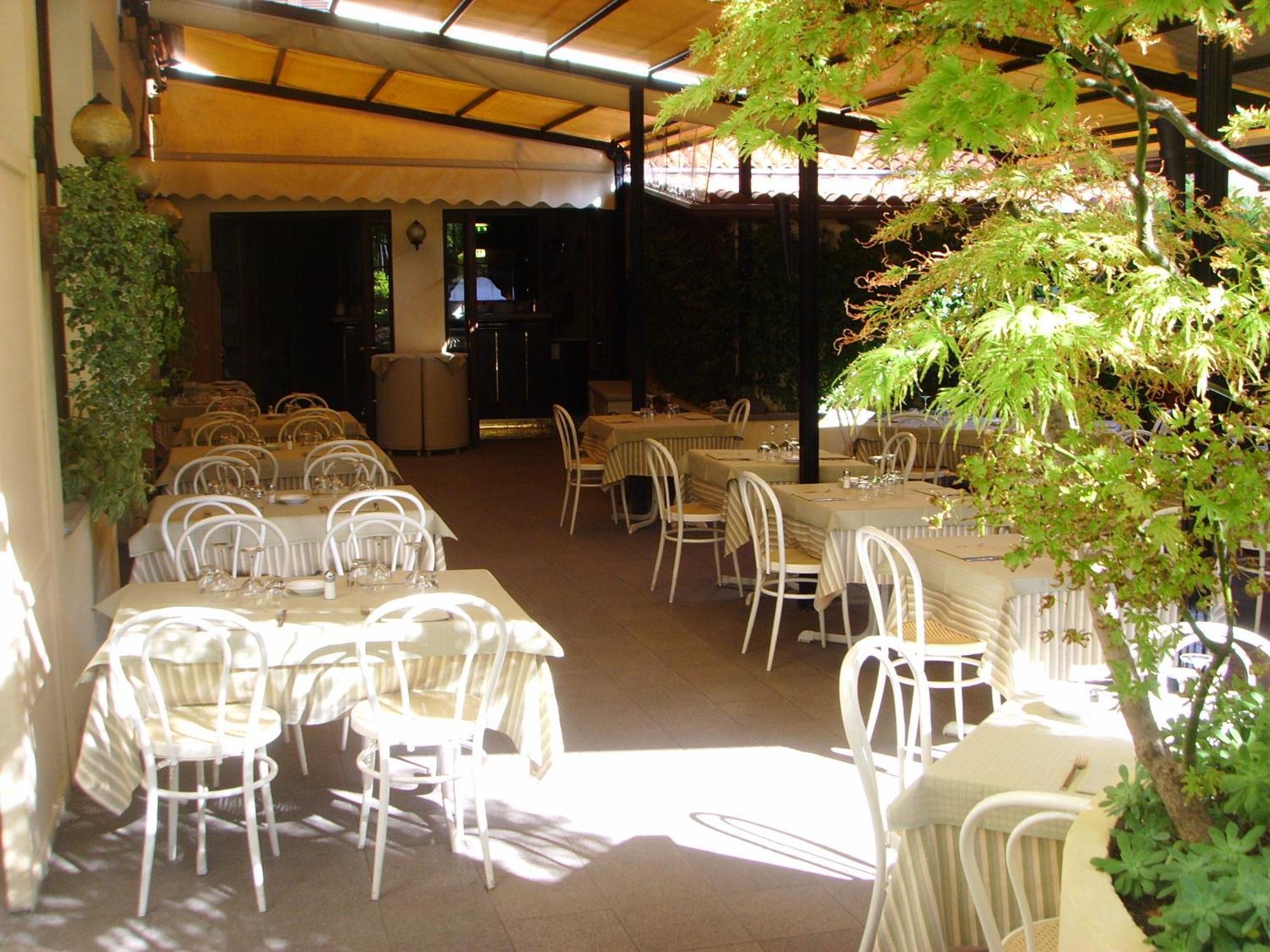 Albergo Giardino Cernobbio Exterior photo